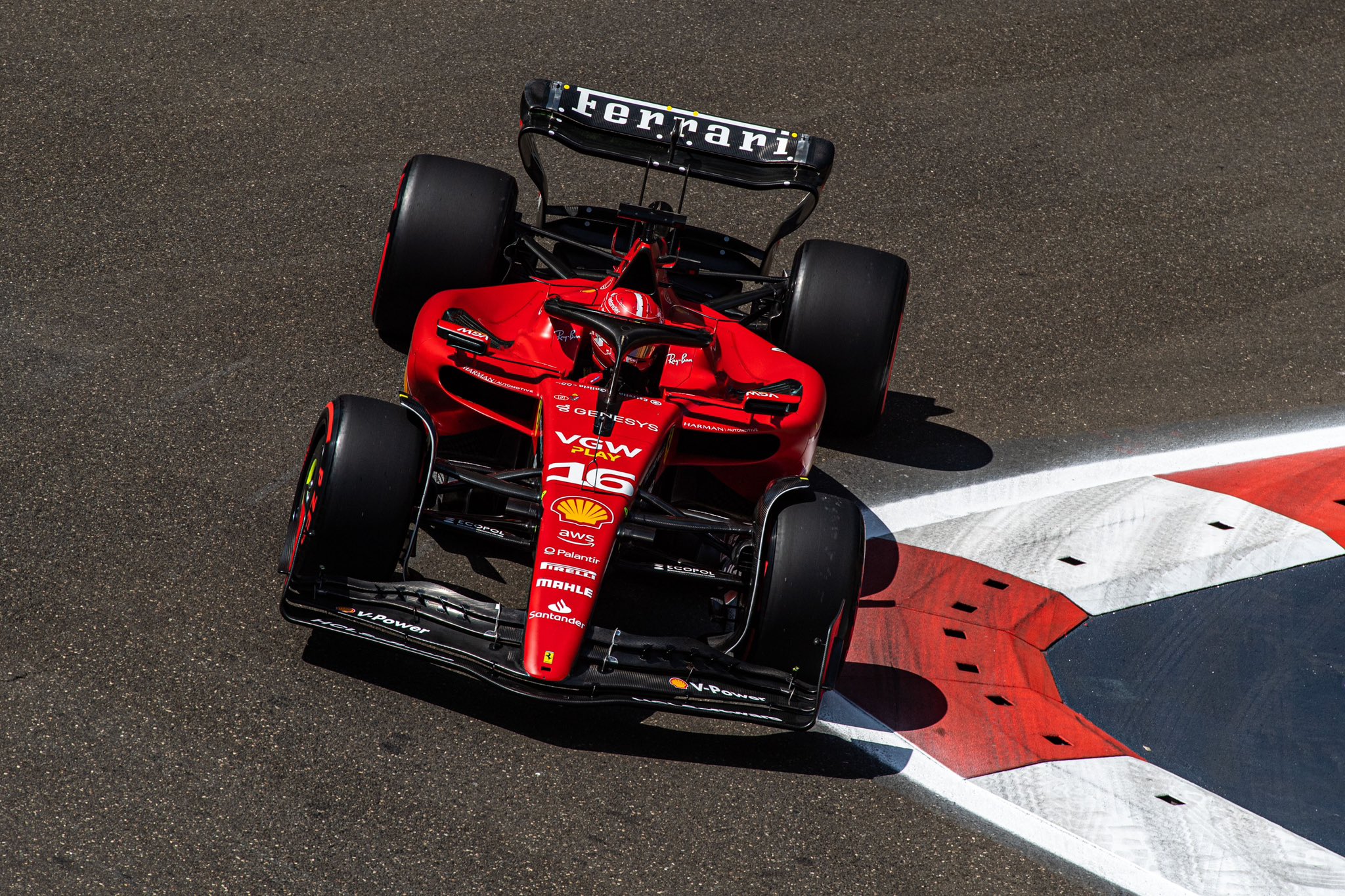 Auto - News, F1, Leclerc Vola Nelle Qualifiche Di Baku: è In Pole ...